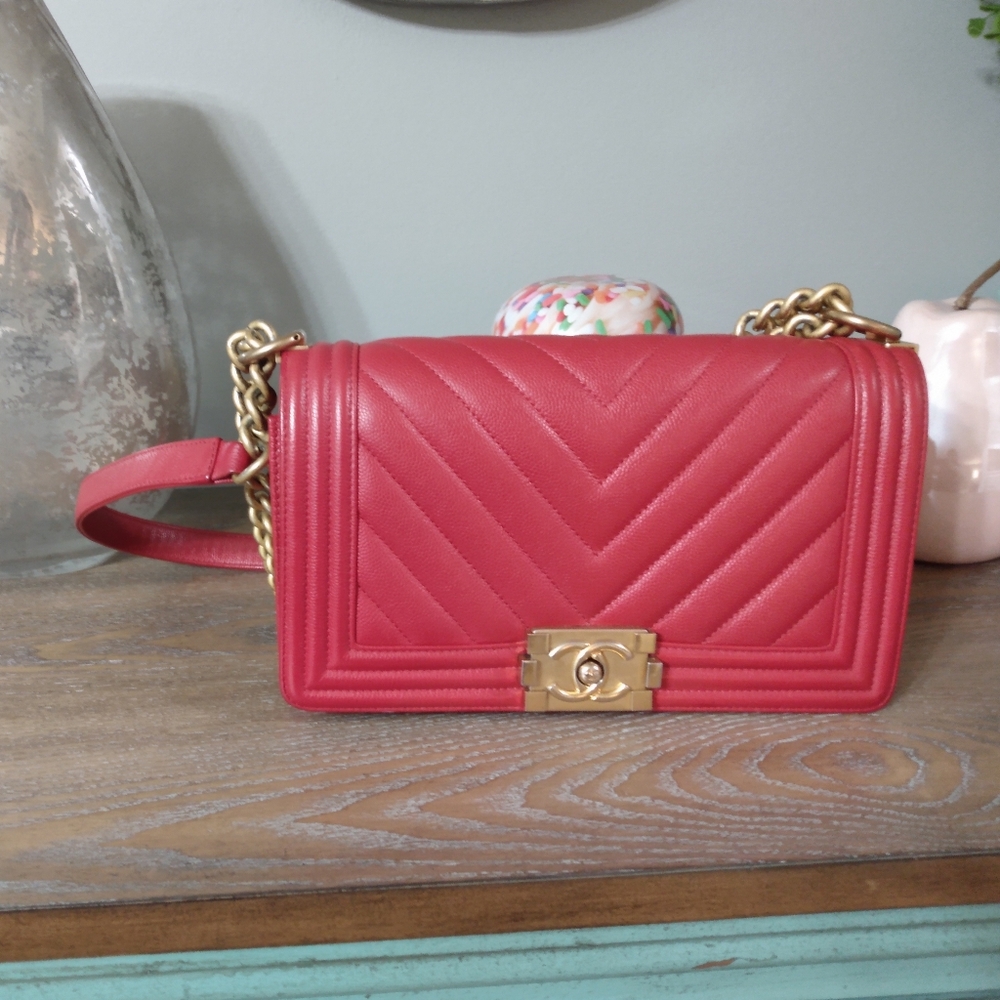 💋Chanel Chevron caviar boy bag old medium style